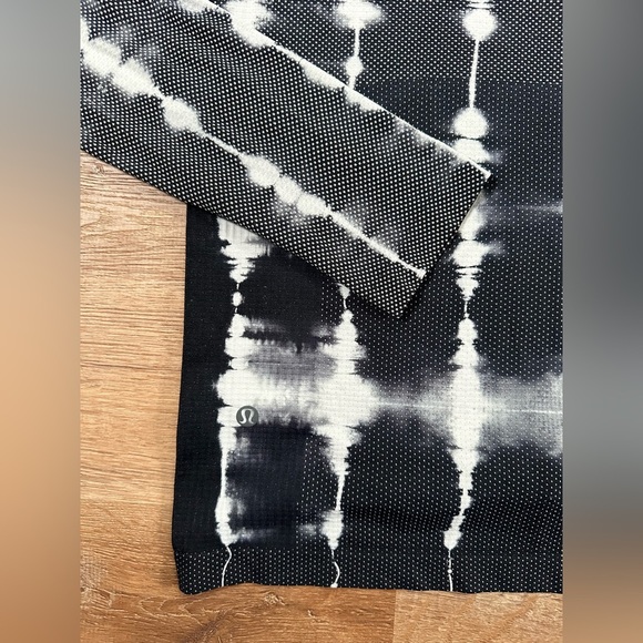 Mens Lululemon Metal Vent Tech Half-Zip 2.0 Black/White Long Sleeve Size Small - Picture 8 of 12